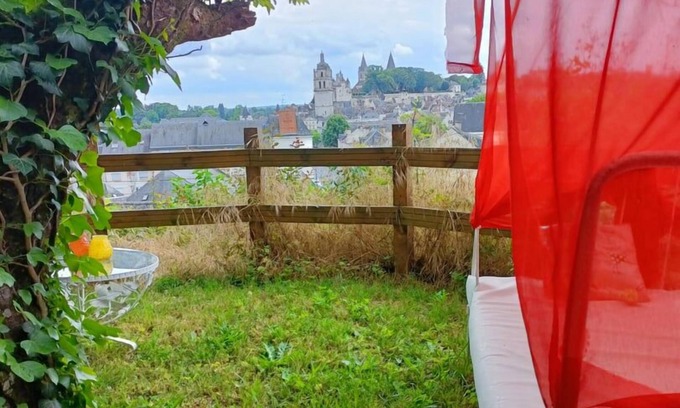 Loches Casa | La troglodyte de Monmartre