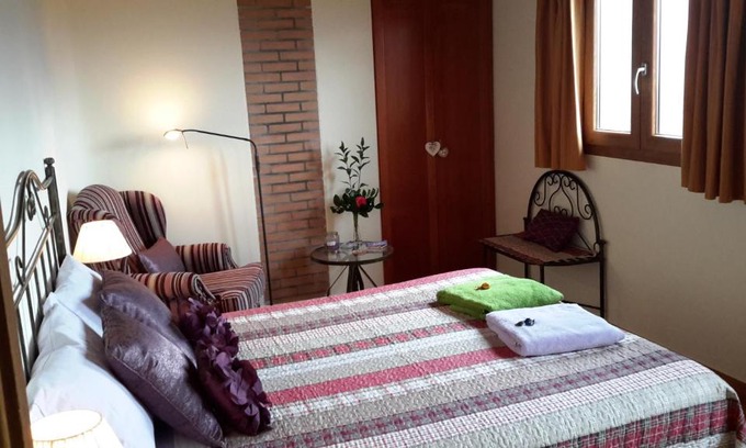 El Acebo de San Miguel Cama Y Desayuno | La Trucha del Arco Iris
