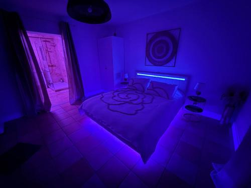 Alette Apartamento | la vallée du paradis studio avec balnéothérapie en campagne
