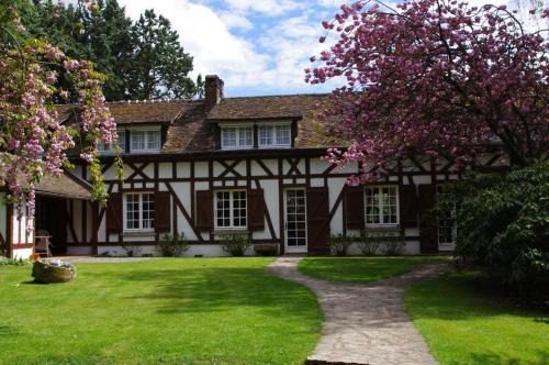 Hebecourt Casa | La Vallée