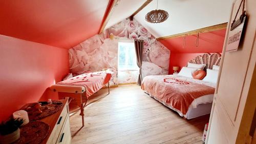 Saint-Denis-de-Mere Casa | La Vallée Secrète - Love Hôtel