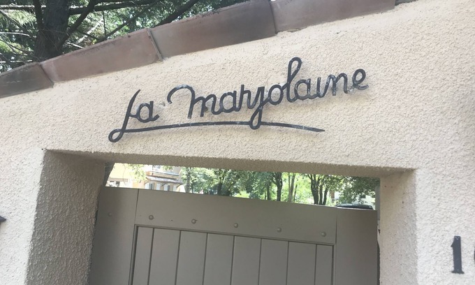 Saint-Cezaire-sur-Siagne Casa | La Villa Marjolaine es una casa de vacaciones para crear recuerdos con amigos y familiares.