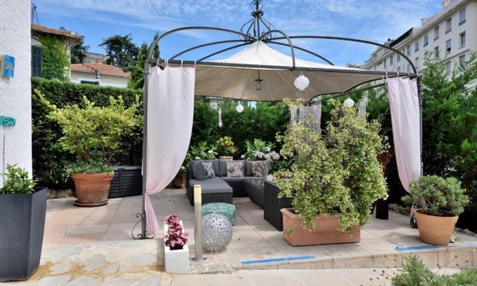 Cannes Hotel | La Villa Cannes Croisette