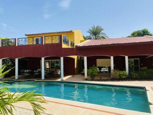 Mbour Villa | La Villa Tila