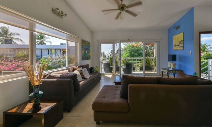 Punta Hansa Villa | La Villana House con piscina