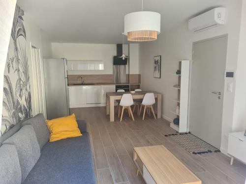 Aimargues Apartamento | la violette
