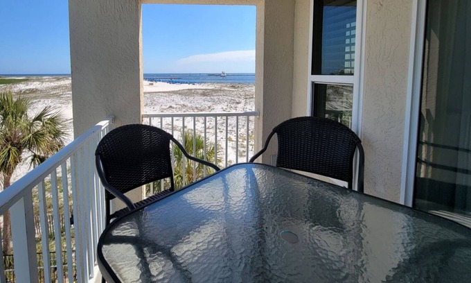 Holiday Isle Condominio | La Vista - 2 Br Condo