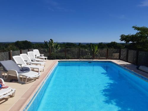 Saint-Leon-sur-Vezere Chalet De Esquí | La voie de l'hirondelle