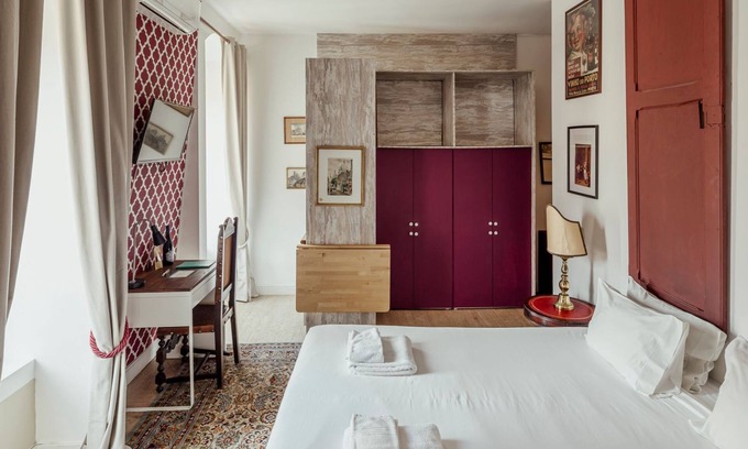Alcantara Apartamento | Labor Alliance Residence - Room 9 by LovelyStay