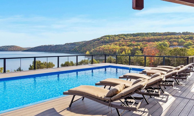 Lampe Casa | Labor Day Open, Pvt Outdoor Pool-Pvt HotTub-Breathtaking Lake Views/Access-New Build-Free Tickets