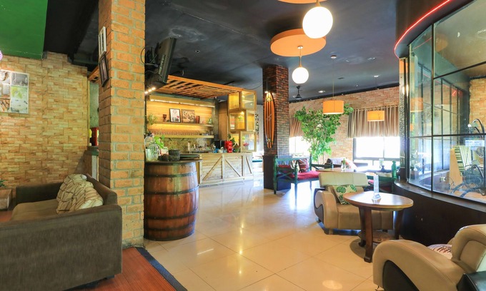 Panakkukang Casa | Labuana Homestay & Cafe Garden