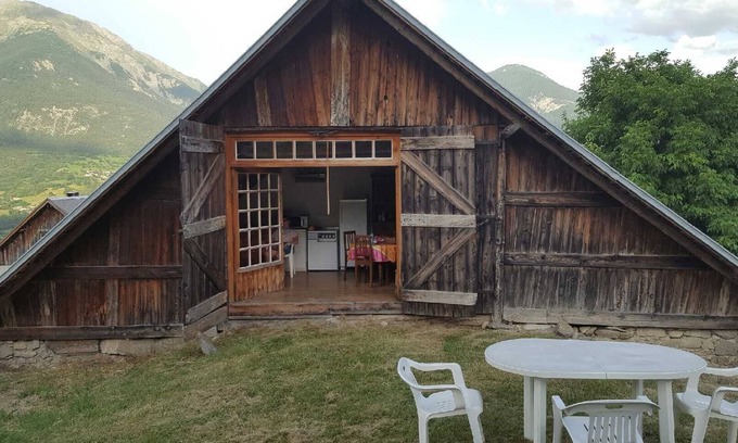 Embrun Otro | Lac Serre-Ponçon -EMBRUN(05)-Location Chalet - Gîte à la montagne - 4/5 pers.