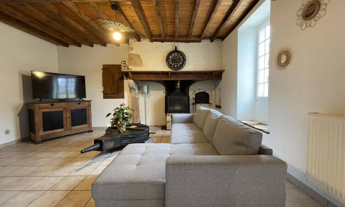 Laroin Casa | Lacoste - Laroin - Gîte
