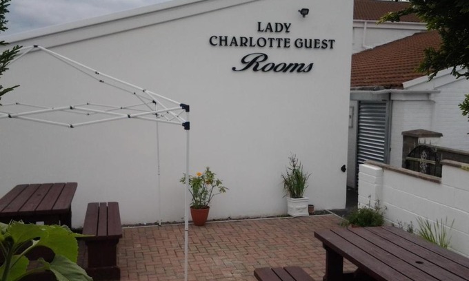 Dowlais Hotel | Lady Charlotte Guest rooms triple rooms