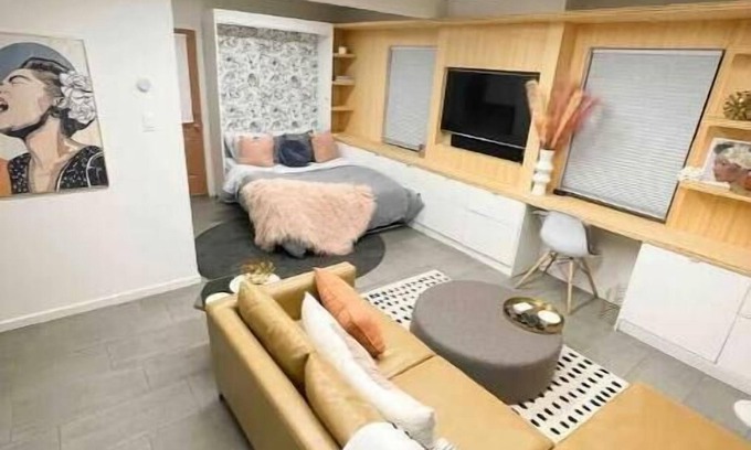 Roosevelt Apartamento | Lady Day’s Hideaway🧡 Downtown Arts district studio