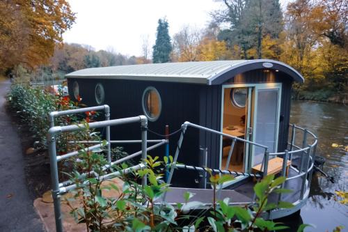 Maidstone Apartamento | Lady Florence, Maidstone a Unique River Boat with Castle Views