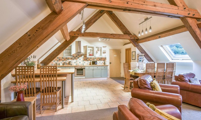 Hulland Ward Cabaña | Lady Pond Retreat