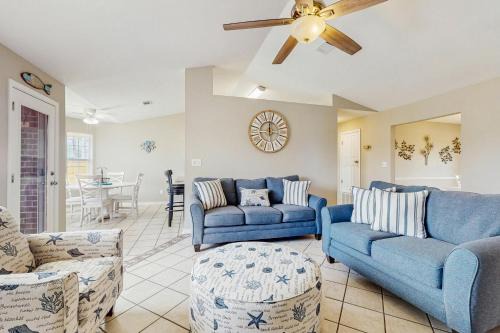 Navarre Casa | Ladybug Retreat