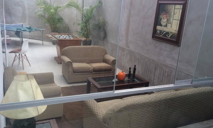 Leuro Hotel | Laelia Miraflores Hotel