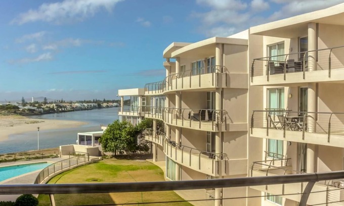 Lagoon Beach Apartamento | Lagoon Beach Apartment with Pool and Ocean Views