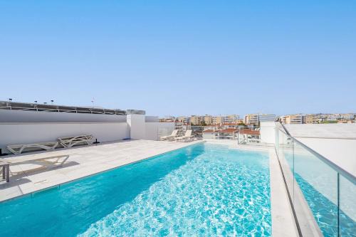 Lagos Apartamento | Lagos Modern 2 With Pool by Homing
