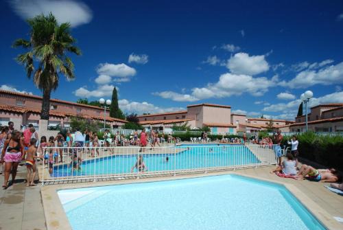 Saint-Cyprien Plage Complejo | Lagrange Grand Bleu Vacances – Résidence Les Jardins de Neptune