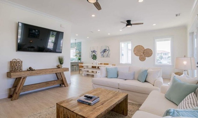 Gulf Shores Casa | Laguna Key | Gulf Shores | Gorgeous home with beach, pool, and lagoon access! Pet Friendly!
