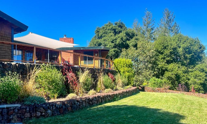 Graton Casa | Laguna Overlook
