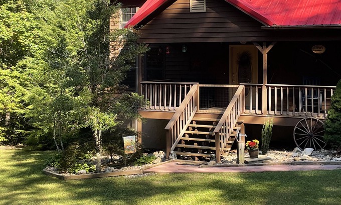 Ocoee Cabina | ALOJAMIENTO DE LAINE EN EL BOSQUE NACIONAL DE CHEROKEE
