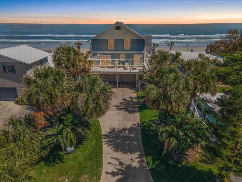 New Smyrna Beach Casa | LaKaSa House on Hill Street