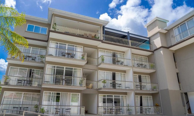 Beau Vallon Hotel | Lakaz Kreol