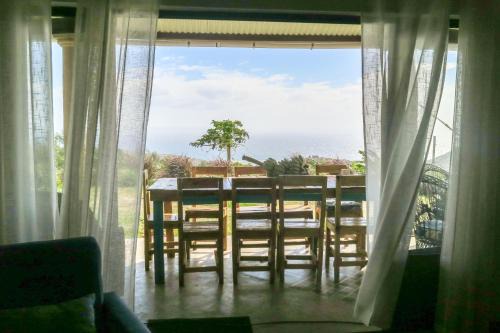 Grande Montagne Casa | Lakaz Roussette - Large 4BR Villa with King Beds
