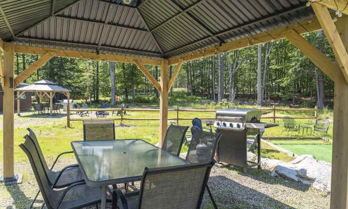Moultonborough Casa | Lake Access + Game Room | 3BR Dog-Friendly