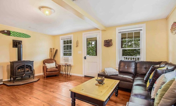 Richfield Springs Casa | Lake Access to Canadarago Lake*Lake View Cottage*