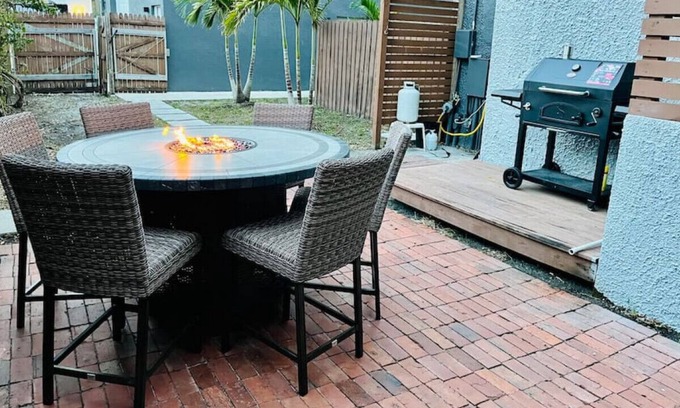 Crescent Lake Apartamento | Lake apt 5 min to downtown