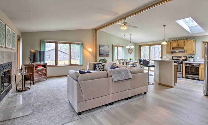 Rome Casa | Lake Arrowhead Getaway w/ Beach & Pool Access