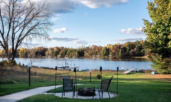 Rome Casa | Lake Arrowhead lakefront (4 bedroom and Game Room)