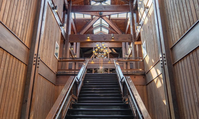Cadiz Hotel | Lake Barkley State Resort