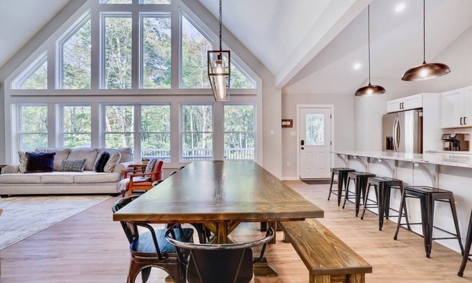 Jim Thorpe Cabina | Charming Mountain Retreat in Jim Thorpe: Near Outdoor Attractions