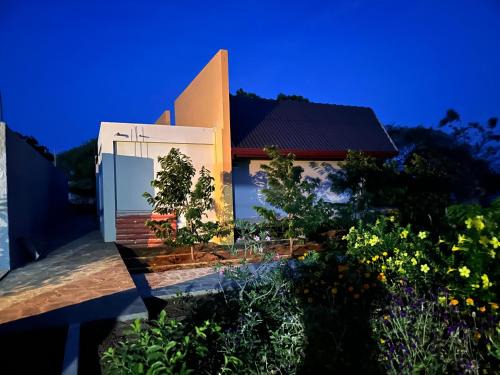 Yodakandiya Cabina | Lake Breeze Cabana Yala