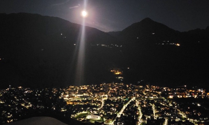 Civo Casa | Lake Como 7 miles - Val di Mello: 1-ROOM-APARTMENT / TWO-ROOM APARTMENT BedroomBathroomKitchen