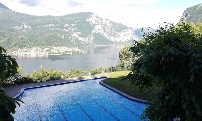 Valbrona Apartamento | Lake Como view apartment in residence kosmopolitan