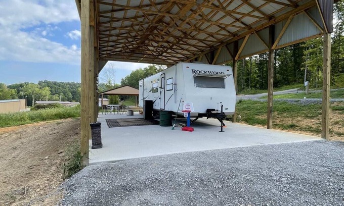Nancy Alquiler De RV | Lake Cumberland Camper Rental
