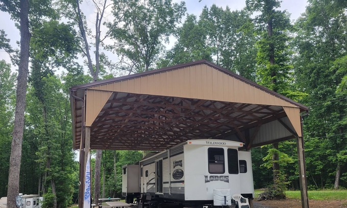 Nancy Alquiler De RV | Lake Cumberland Camper Rental, 2 miles from Wolf Creek Marina