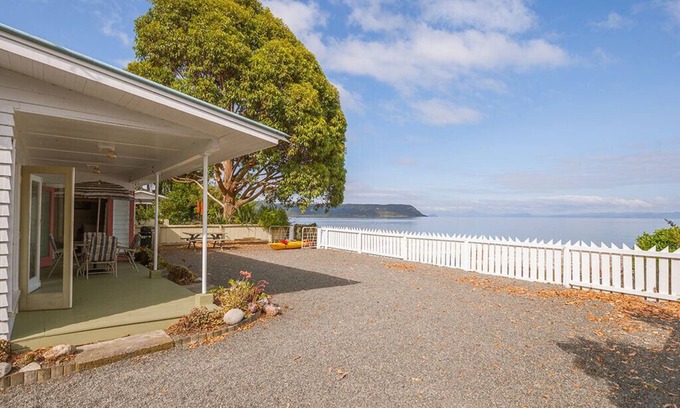 Waitahanui Cabaña | Lake Edge Cottage - Waitahanui Casa de vacaciones