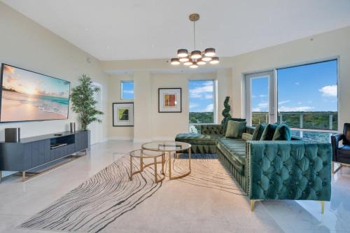 South Eola Apartamento | Lake Eola Corner 3 BDRM Suite