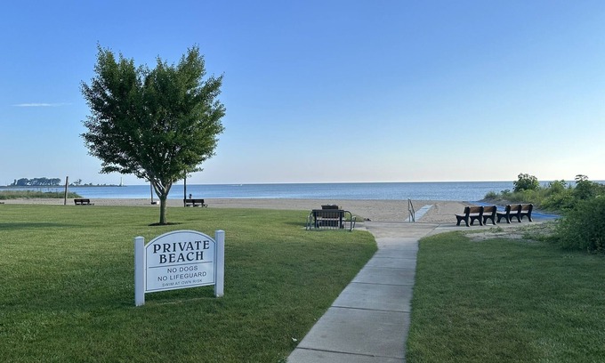 Huron Casa | Lake Erie Beach Home: Near Cedar Point, Kalahari & Huron River Boat Launch