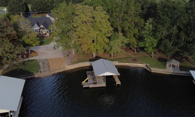 Centre Casa | Lake Escape on Weiss Lake