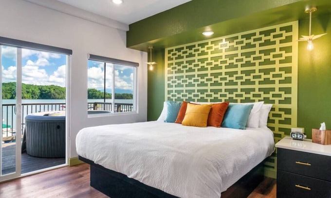 Dandridge Casa | Lake Escape @ Smoky MTN Lakeside