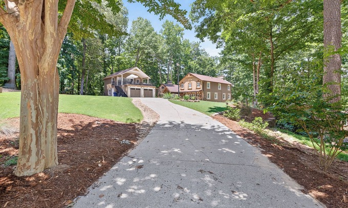 Buford Casa | Lake Escape with Largest 2-Story Dock on Lanier